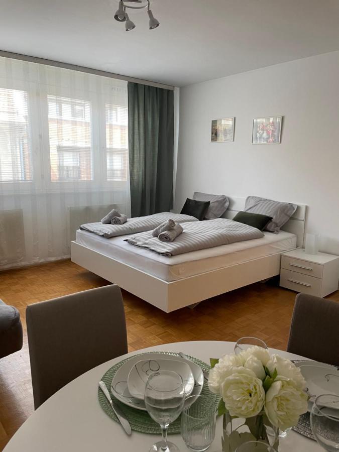 Apartment Green - Grey ลูบลิยานา ภายนอก รูปภาพ